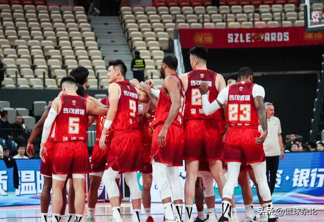 赛前突围战来临；深圳男篮围绕欧超杯完成体检；压力陡增；纪律约束更严格的简单介绍