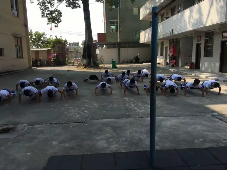 2017年拜仁对阵巴黎圣日耳曼比赛新闻