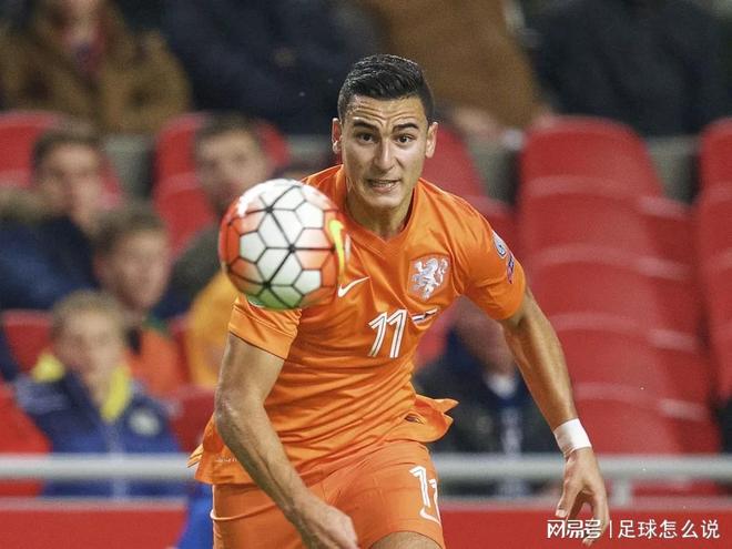 开云娱乐 -包含德甲赛程吃紧，费耶诺德赛前战术微调，引发热议，赛程密集仍需轮换的词条